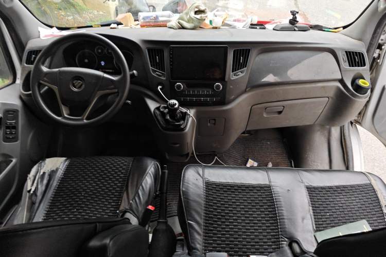 Used Foton Toano 2020 2.5T Manual Tongtu Short Wheelbase Mid-Roof 5/6-Seater 4J25TC3