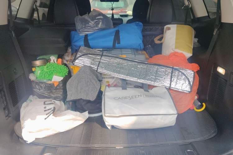 Used Ford Edge 2016 EcoBoost 245 Four-Wheel Drive Titanium 7-Seater Trunk