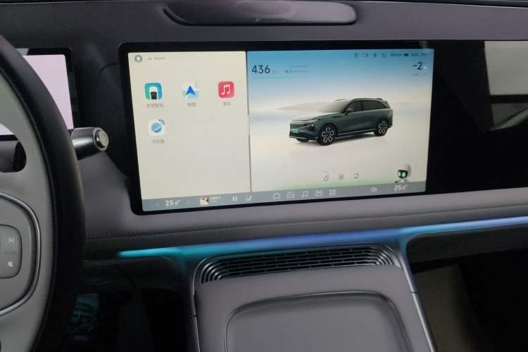 Used XPeng G9 2025 625 Long-Range Max
