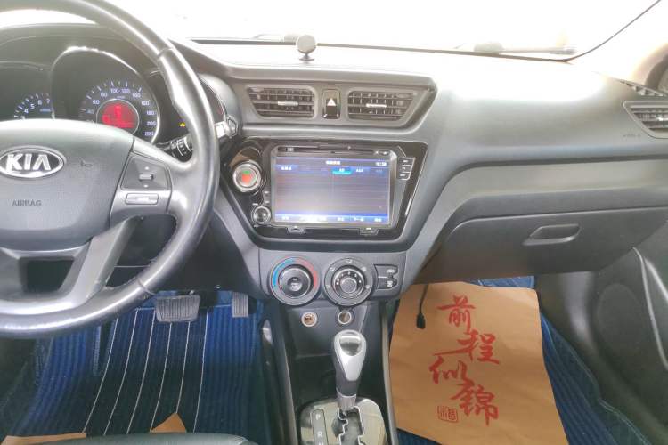 Used Kia K2 2012 Hatchback 1.6L AT Premium Commemorative Edition
