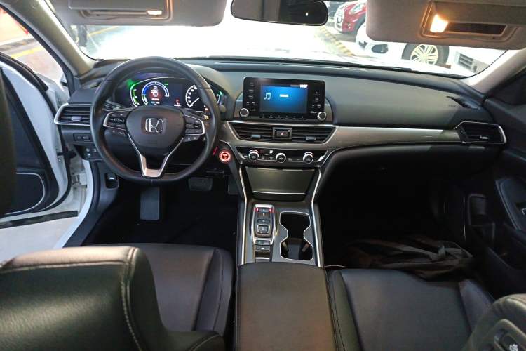 Used Honda Accord 2018 Rui Hybrid 2.0L Rui Ling Edition China VI
