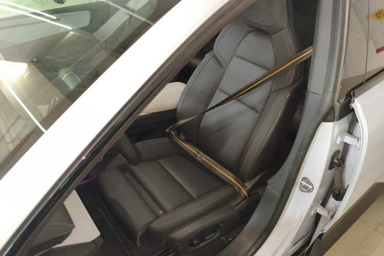 Used Polestar 4 2023 Single Motor Standard Range PLUS