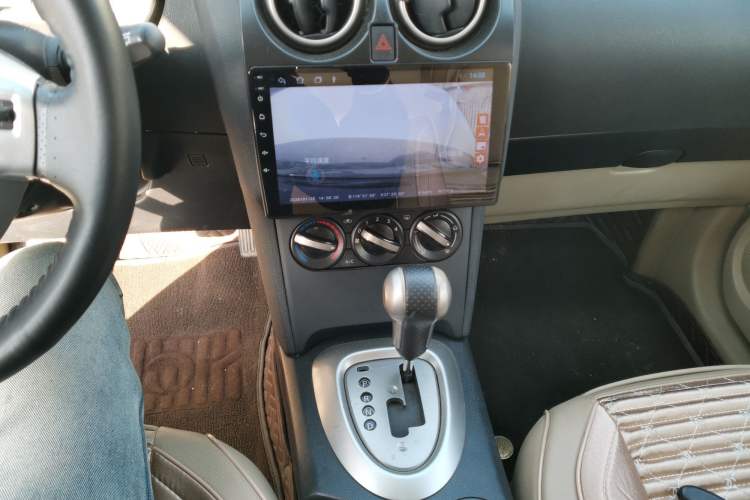 Used Nissan Qashqai 2012 1.6XE Wind 5MT 2WD
