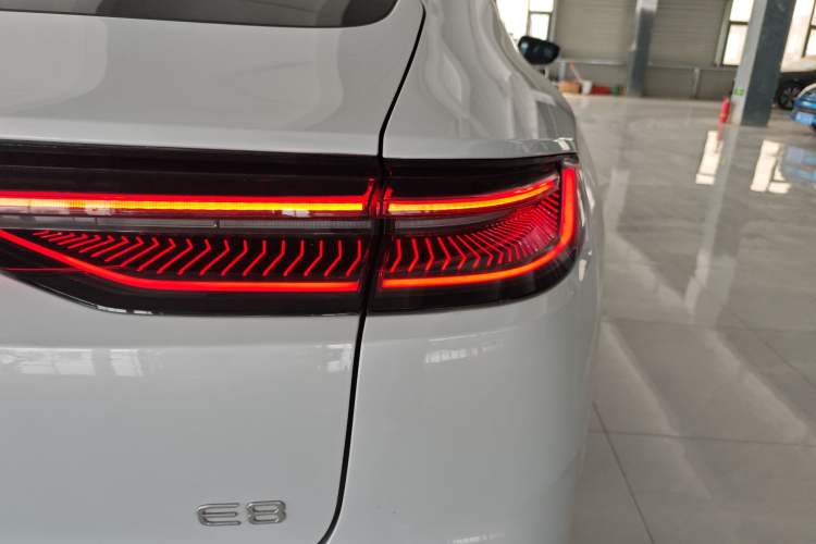 Used Geely Galaxy E8 2025 700 km Long-Range Intelligent Driving Version