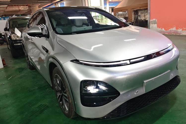 Used XPeng G6 2023 580 Long-Range Pro Exterior 1