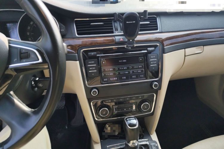 Used Skoda Superb 2013 1.8TSI Automatic Yashi Edition