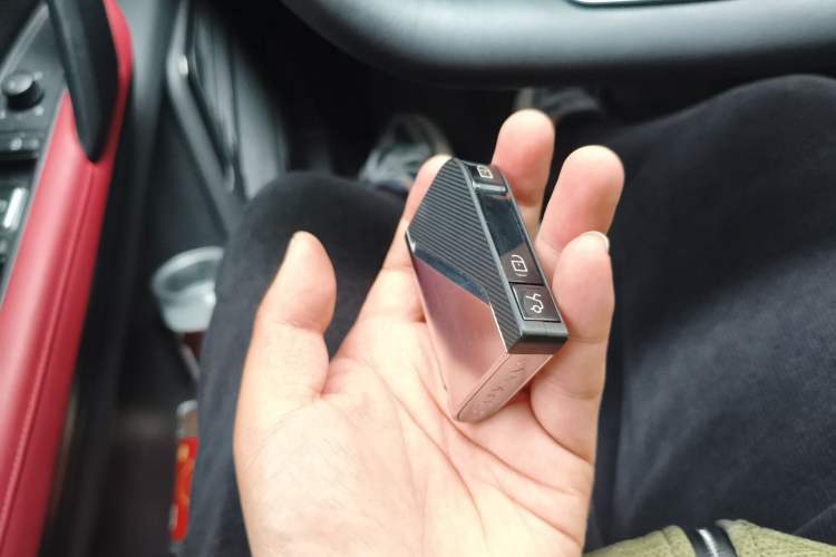 Used Lynk & Co 06 2020 1.5T JinPro model