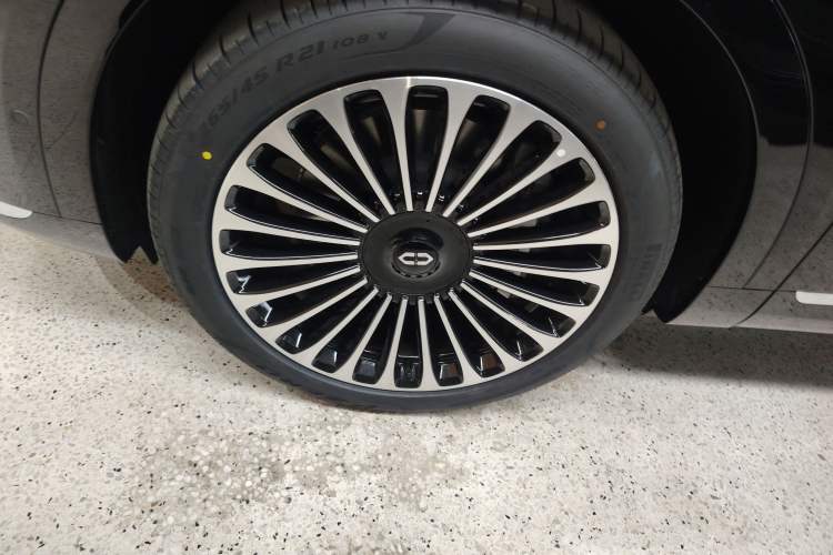 Used Hima AITO M9 2025 Extended-Range Ultra Version 52 kWh 6-Seater