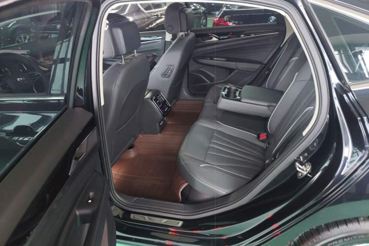 Used Volkswagen Passat 2024 280TSI Elite Edition Left Rear Seat