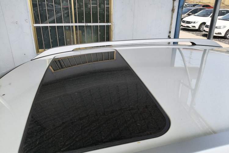 Used Chery Tiggo 3X 2022 Diamond Edition 1.5L CVT Elite Version Roof