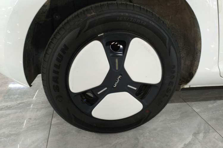 Used CHANGAN NEVO Lumin 2025 205 km Xiangqin Version Exterior 5