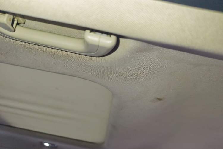 Used Geely Auto Emgrand X7 Sport 2016 2.0L Manual Smart Connect Version
