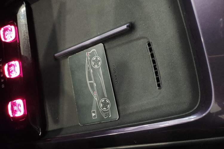 Used Deepal L07 2024 230Max Qiankun Intelligent Driving ADS SE Range-Extended Version Vehicle Key