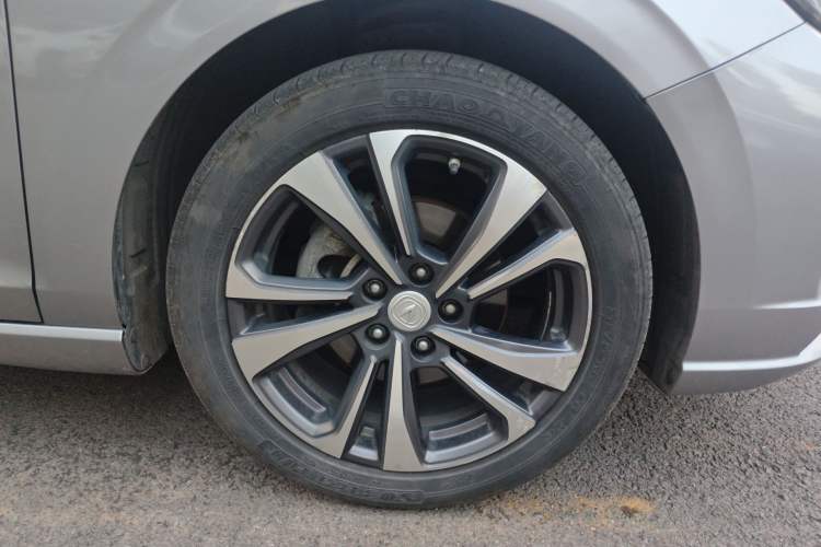 Used CHANGAN Eado 2020 PLUS Blue Whale NE 1.4T GDI DCT Flagship Model Right Front Wheel Hub