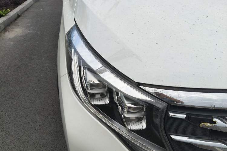 Used GAC Trumpchi M8 2018 320T Luxury Edition Right Front Headlight