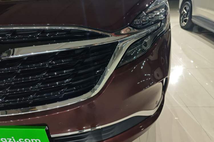 Used Buick GL8 2022 ES Land Cruiser 653T Luxury Model