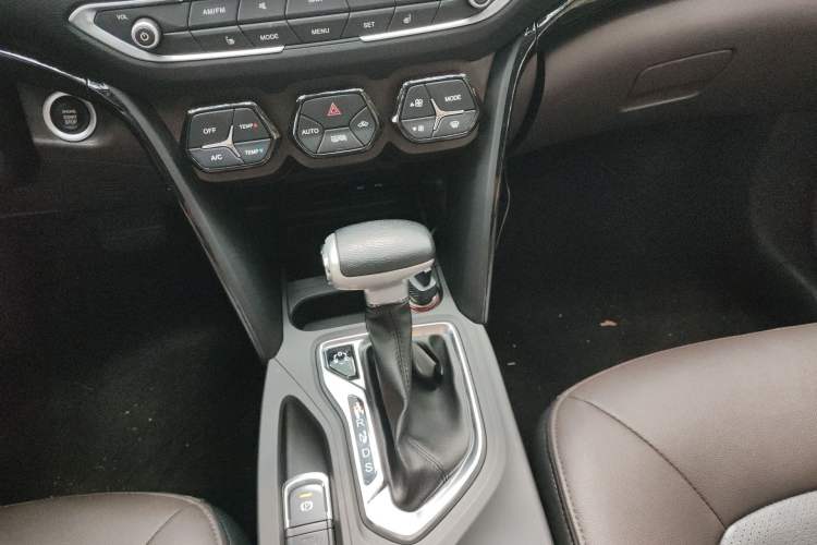 Used GAC Trumpchi GS4 2017 235T Automatic Two-Wheel Drive Luxury Smart Connectivity Version