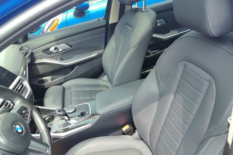Used BMW 3 Series 2021 Second Facelift 325Li M Sport Package
