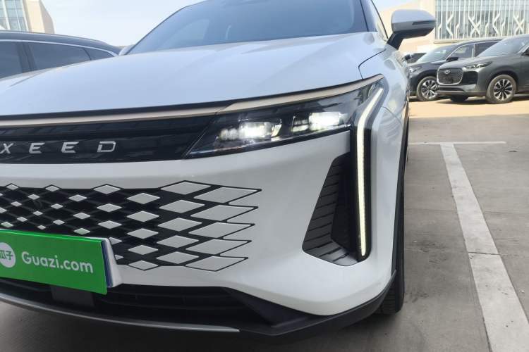 Used EXEED Stellar 2023 400T Two-Wheel Drive Comfort Flyfish Edition
