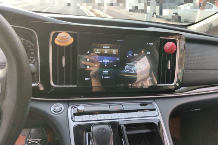 Used GAC Trumpchi M8 2023 Lingxiu Series 390T Luxury Edition Audio And AC Panel