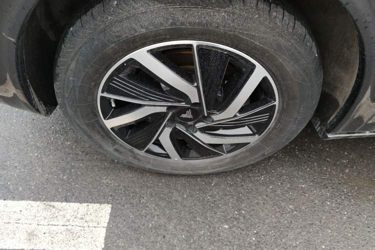 Used NETA U 2023 NETA U-Ⅱ Challenge Edition 500 U Show – Lithium Iron Phosphate