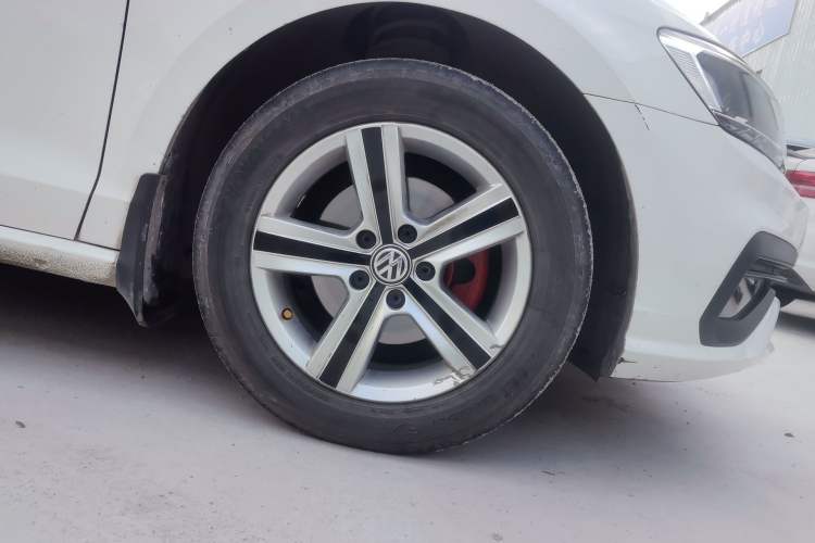 Used Volkswagen Lamando 2019 230TSI DSG Fashion Edition China VI
