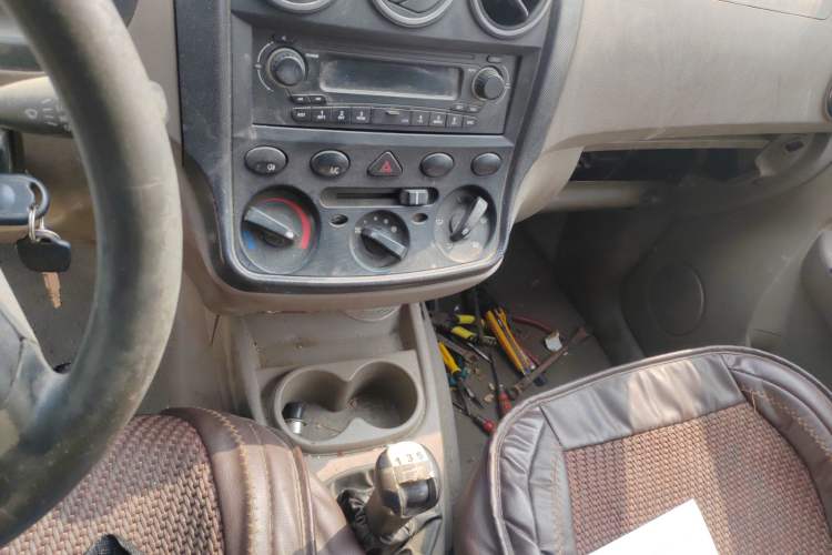 Used Wuling Hongguang 2014 1.5L Standard Version Audio And AC Panel