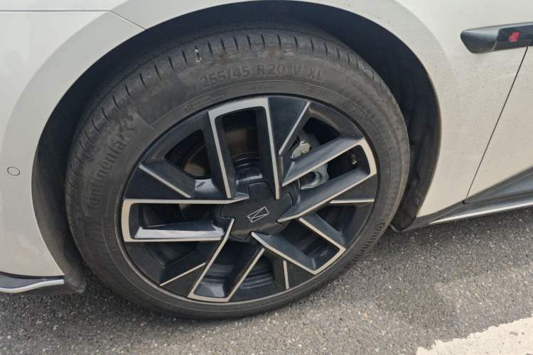 Used Avatr 06 2025 Max All-Electric Version
