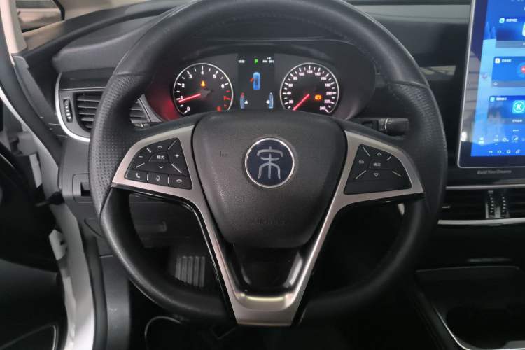 Used BYD Song MAX 2019 1.5T Automatic Smart Connect Ruiyi Sunroof Model 7 Seats China VI Standard
