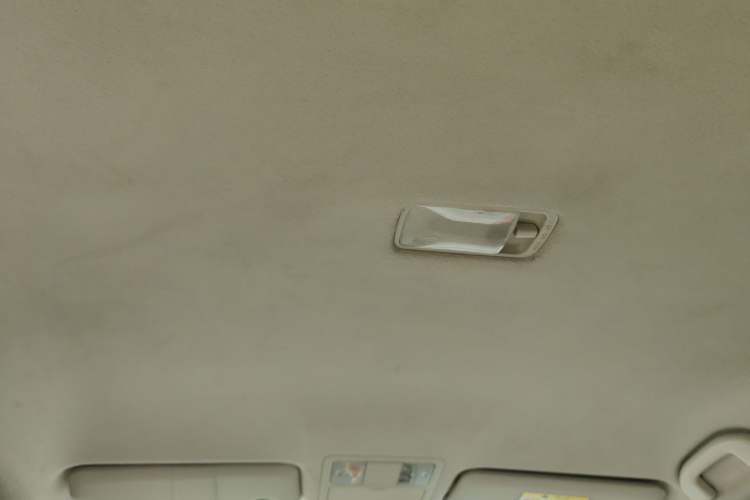 Used Nissan Sylphy 2012 Classic 1.6XE Manual Comfort Edition Headliner