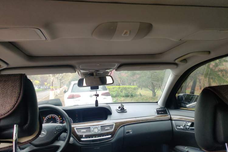 Used Mercedes-Benz S-Class 2010 S 300 L Business Model Headliner