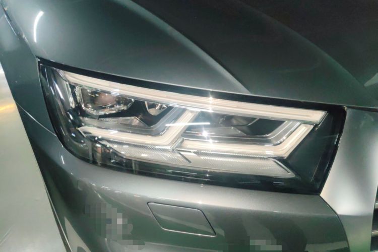 Used Audi Q5L 2020 Updated 40 TFSI Prestige Fashion Edition
