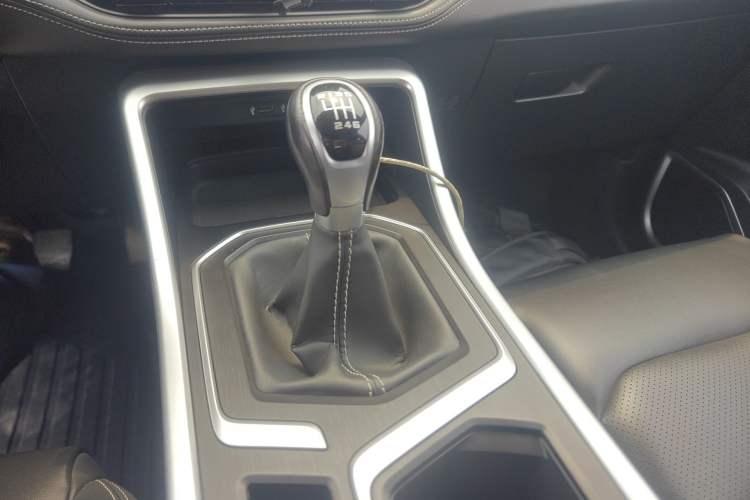 Used Geely Auto Vision X6 2020 1.4T Manual Luxury Model
