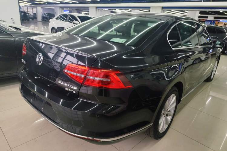 Used Volkswagen Magotan 2019 280TSI DSG Leading Model China VI Standard
