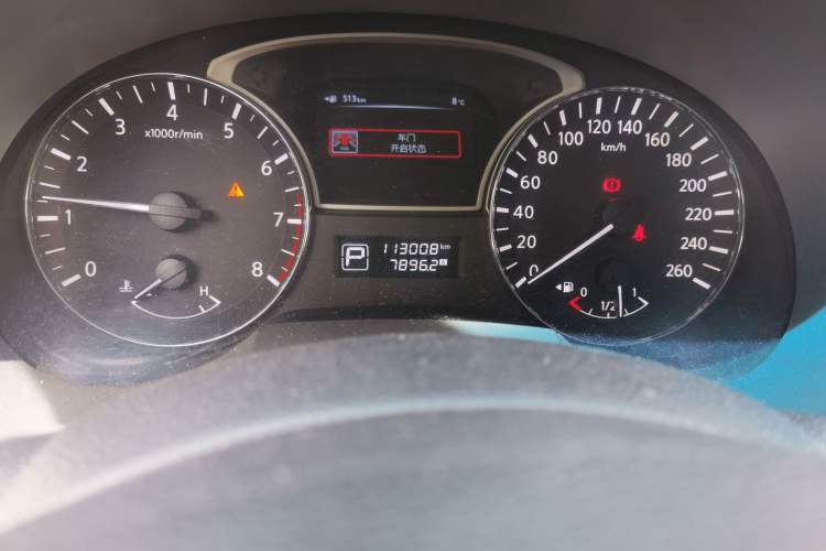 Used Nissan Teana 2013 2.0L XL Comfort Edition Odometer Close Up