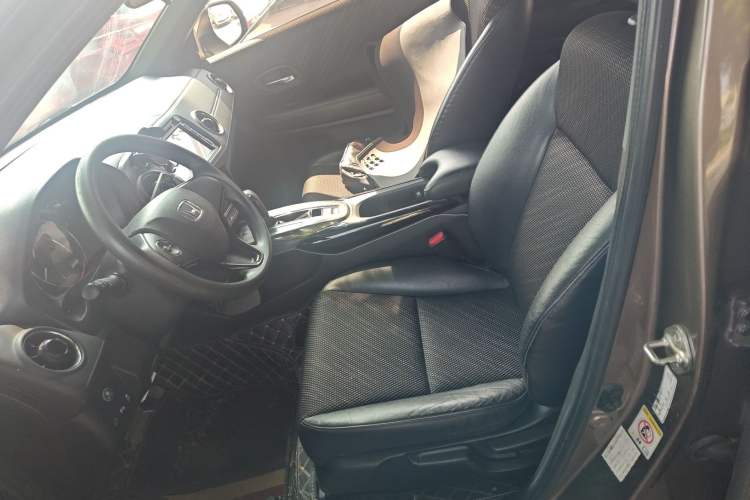 Used Honda XR-V 2015 1.8L EXi CVT Comfort Version Left Front Seat