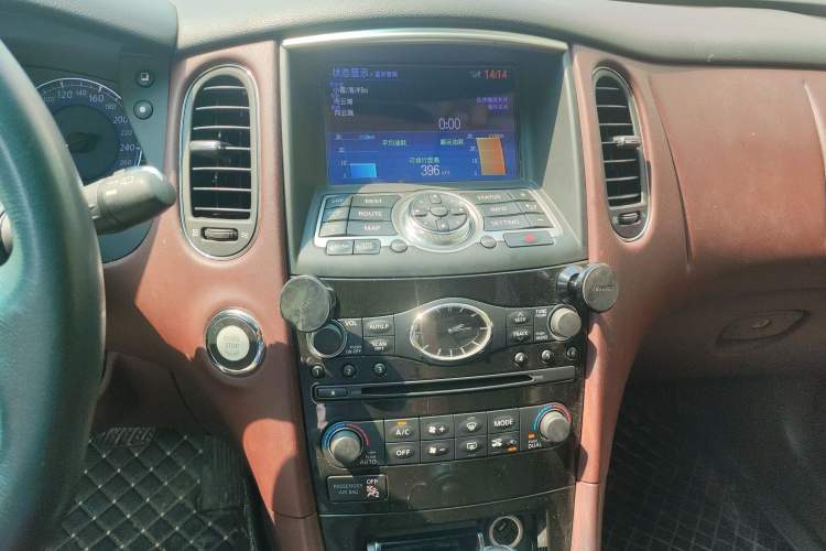 Used Infiniti QX50 2015 2.5L Enjoyment Edition Audio And AC Panel