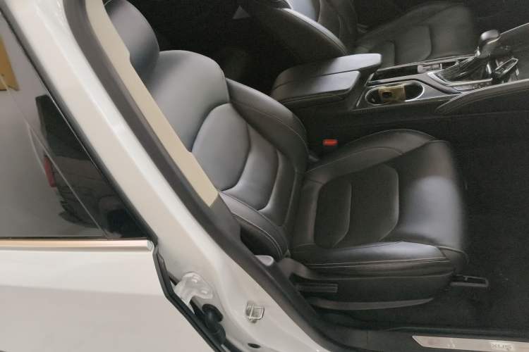 Used SAIC MAXUS D90 2017 2.0T Automatic Two-Wheel Drive - Uranus