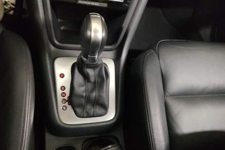 Used Volkswagen Sharan 2014 2.0 TSI Comfort Model