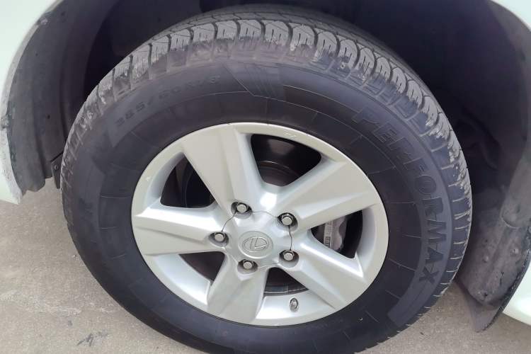 Used Lexus LX 2013 570