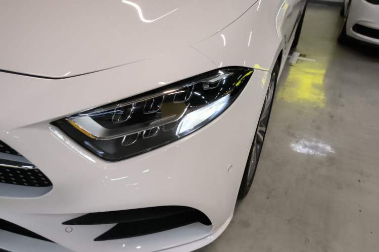 Used Mercedes-Benz CLS 2018 CLS 300 Luxury Model
