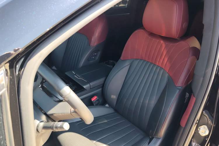 Used GAC Trumpchi M8 2023 Zongshi Series Dual-Motor Flagship Edition Left Front Seat