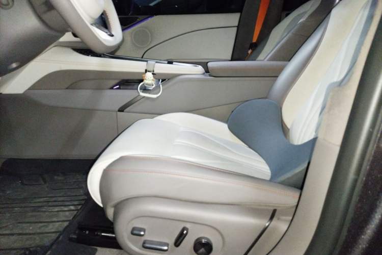 Used Zeekr 007GT 2025 Rear-Drive Intelligent Driving Version 75 kWh Left Front Seat