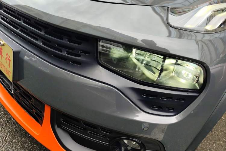 Used Lynk & Co 02 2019 1.5T DCT Two-Wheel Drive Shine Pro Edition China VI Standard Left Front Headlight
