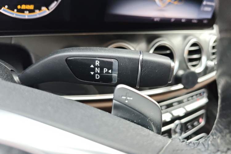 Used Mercedes-Benz E-Class 2017 E 300 L Sport Luxury Edition
