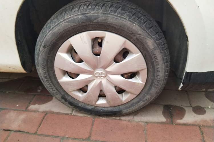 Used Toyota Vios 2014 1.3L Manual Xiang Edition Right Front Wheel Hub