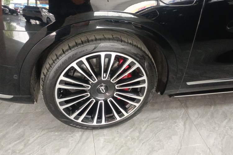 Used Hima AITO M9 2024 Range-Extended Ultra Version 42 kWh 6-Seater Model Left Front Wheel Hub