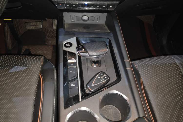 Used Oshan X7 PLUS 2022 1.5T Blue Whale Edition Automatic Geeker Flagship Model
