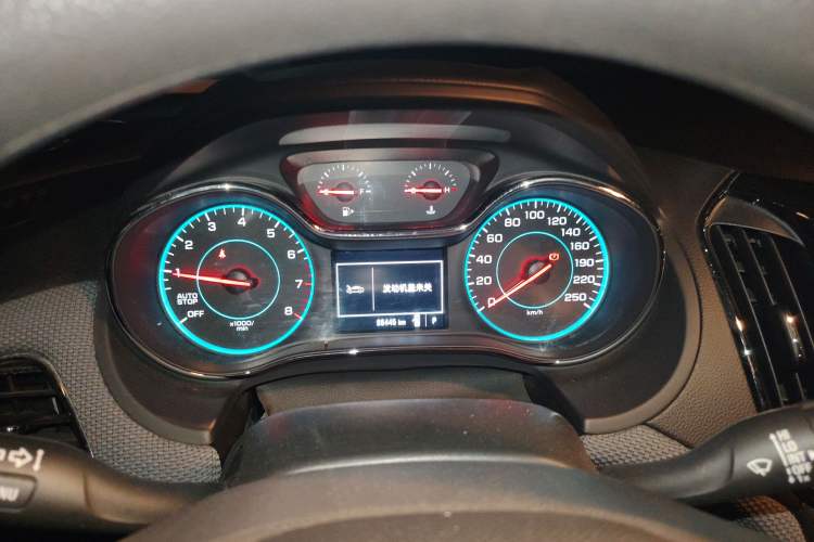 Used Chevrolet Cruze 2018 Redline 320 Automatic Pioneer Edition Instrument Cluster