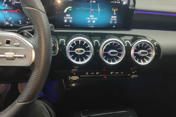 Used Mercedes-Benz A-Class 2020 Restyled A 200 L Sport Sedan Fashion Version Audio And AC Panel